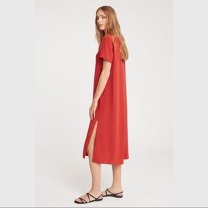 Cuyana Silk Pleat-Back Tee Dress small